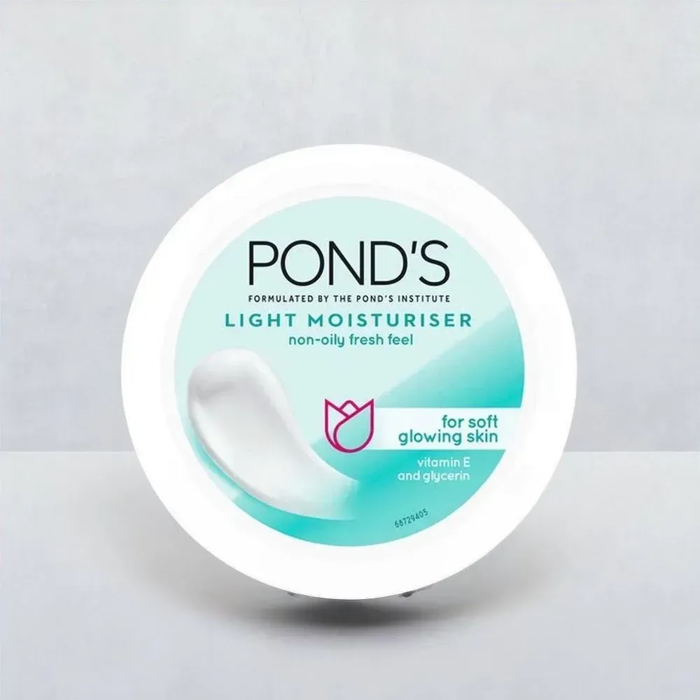 POND'S LIGHT MOISTURISER Non-Oily Fresh Feel