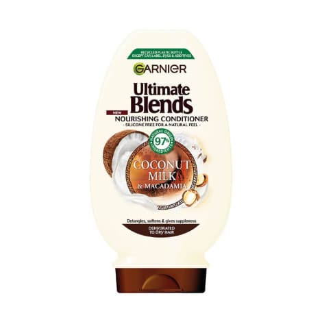 Garnier Ultimate Blends Coconut Milk & Macadamia Nourishing Conditioner 400ml